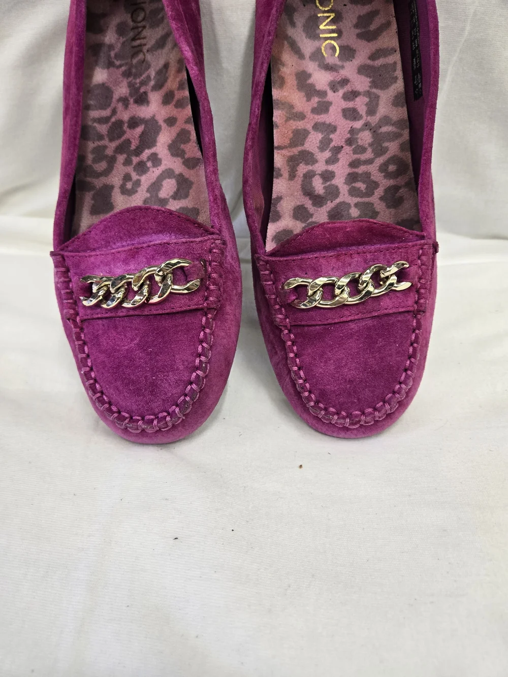 Vionic Women's Magenta Suede Chain-Trim Loafers